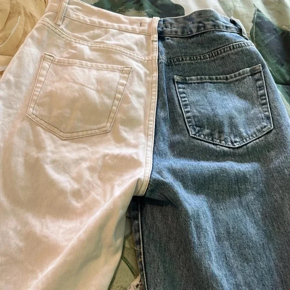 Two color jeans - Picture 10 of 10